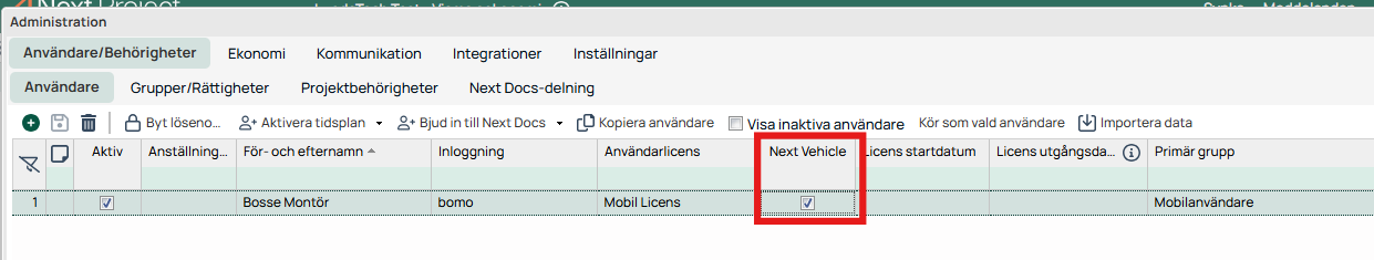 Administration — Användare/Behörigheter med kolumnen Next Vehicle markerad